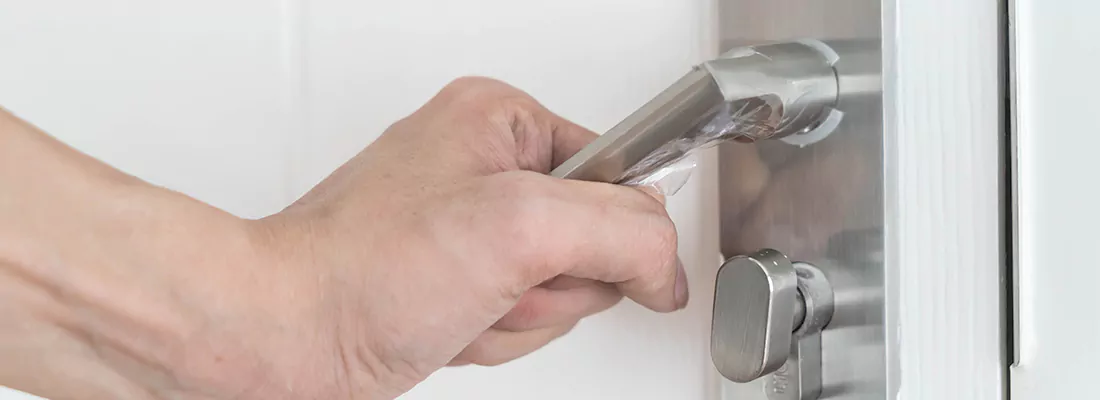Expert Garage Door Opener Repair and Installation in Gardiners, ON